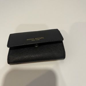 Henri Bendel wallet